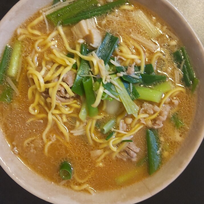 牛ネギラーメン